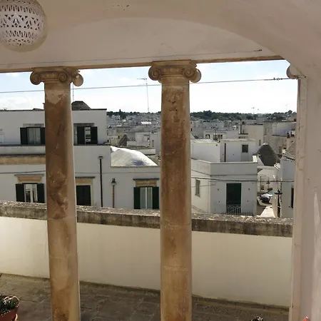 Palazzo Agrusti - Residenza D'epoca 3*