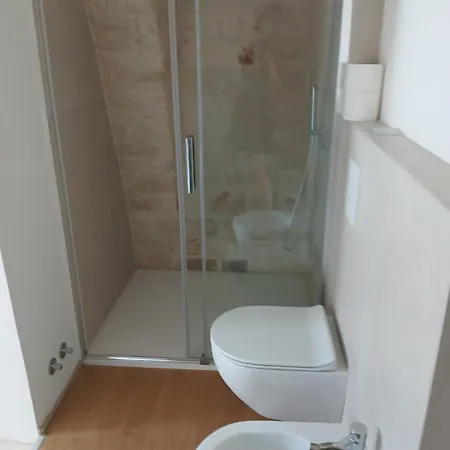 Bed & Breakfast Palazzo Agrusti - Residenza D'epoca 3*