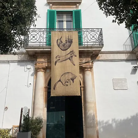 Palazzo Agrusti - Residenza D'epoca * Alberobello
