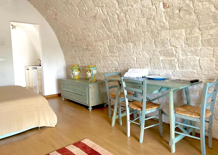 Oda ve Kahvaltı Palazzo Agrusti - Residenza D'epoca 3*