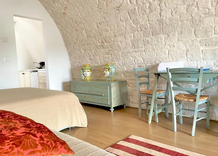 Palazzo Agrusti - Residenza D'epoca 3* Alberobello