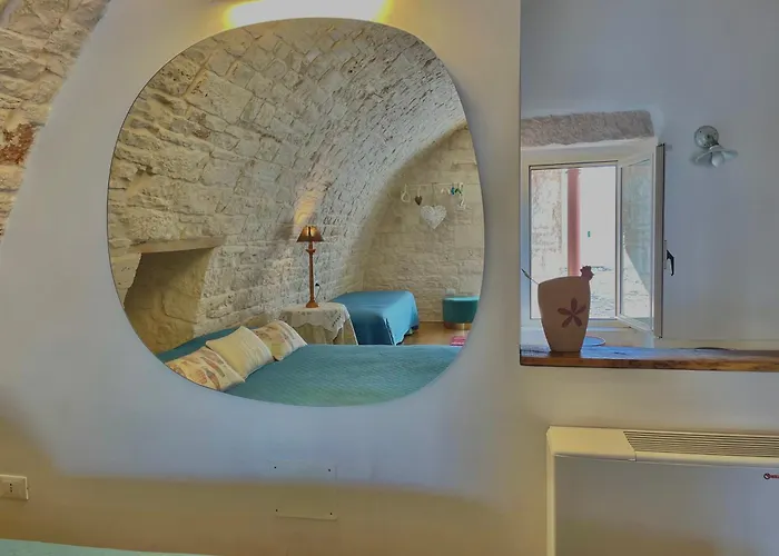 Palazzo Agrusti - Residenza D'epoca Couette-café Alberobello