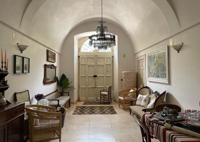 Oda ve Kahvaltı Palazzo Agrusti - Residenza D'epoca